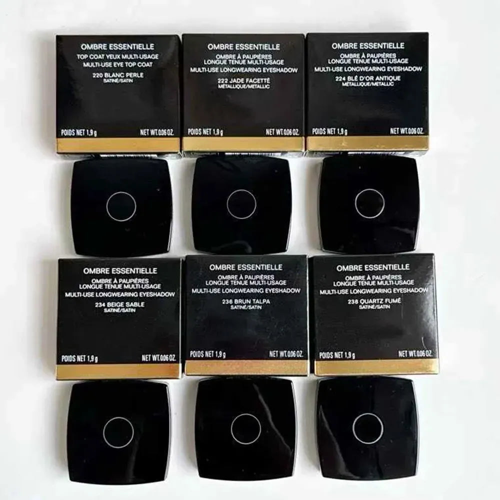 Monochrome eye shadow palette with six shades and a mirror
