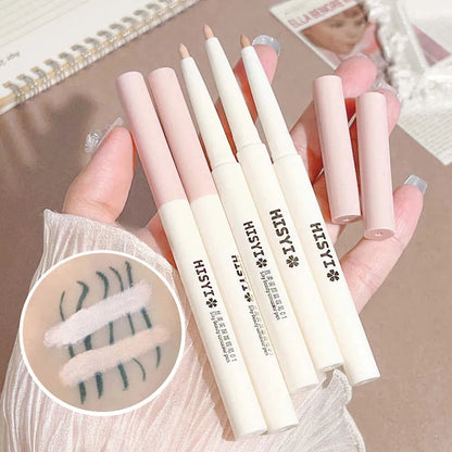 Concealer product in a compact container with matte finish
