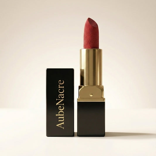 Rouge à lèvres mat velours Aube Nacre