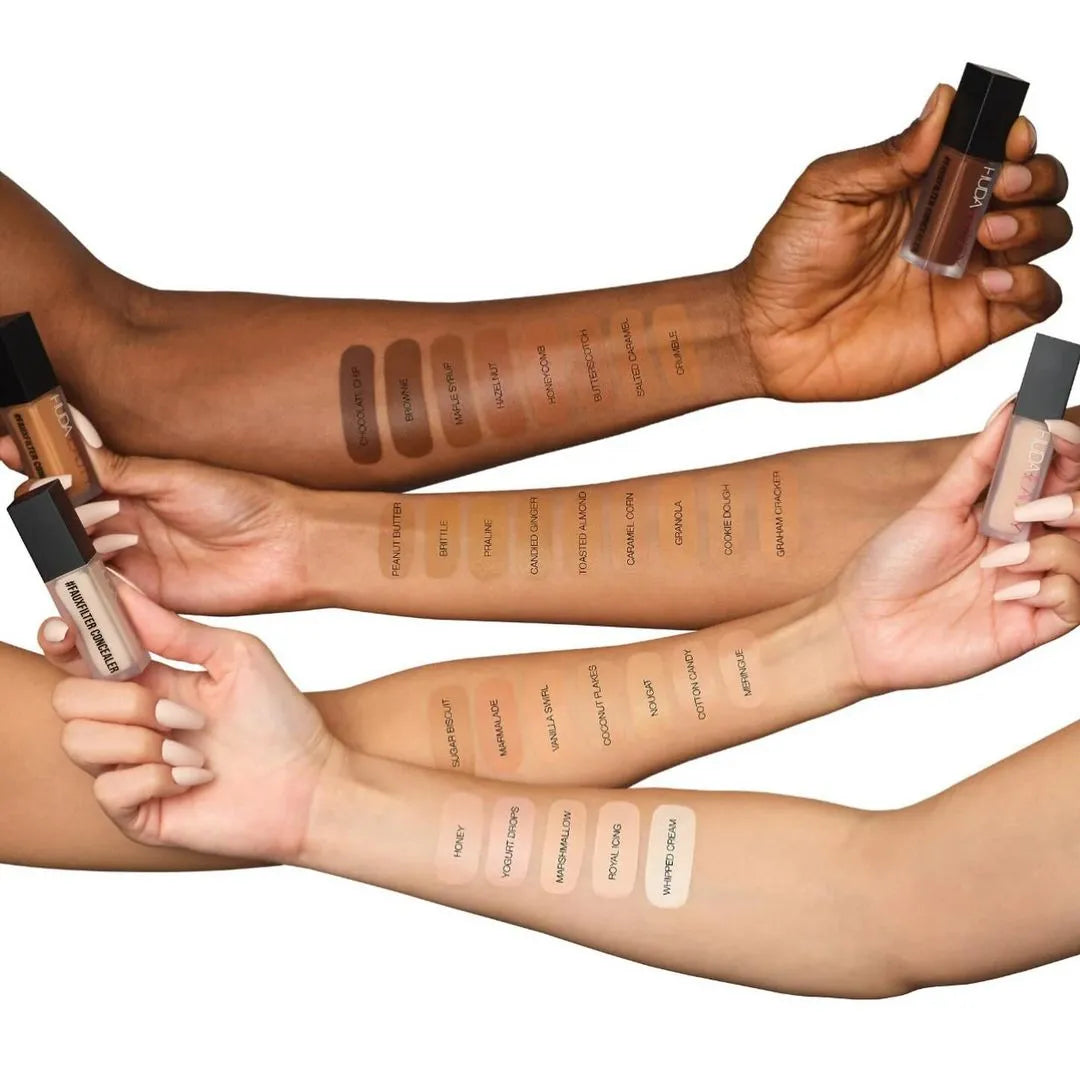 Liquid concealer product in clear container with applicator