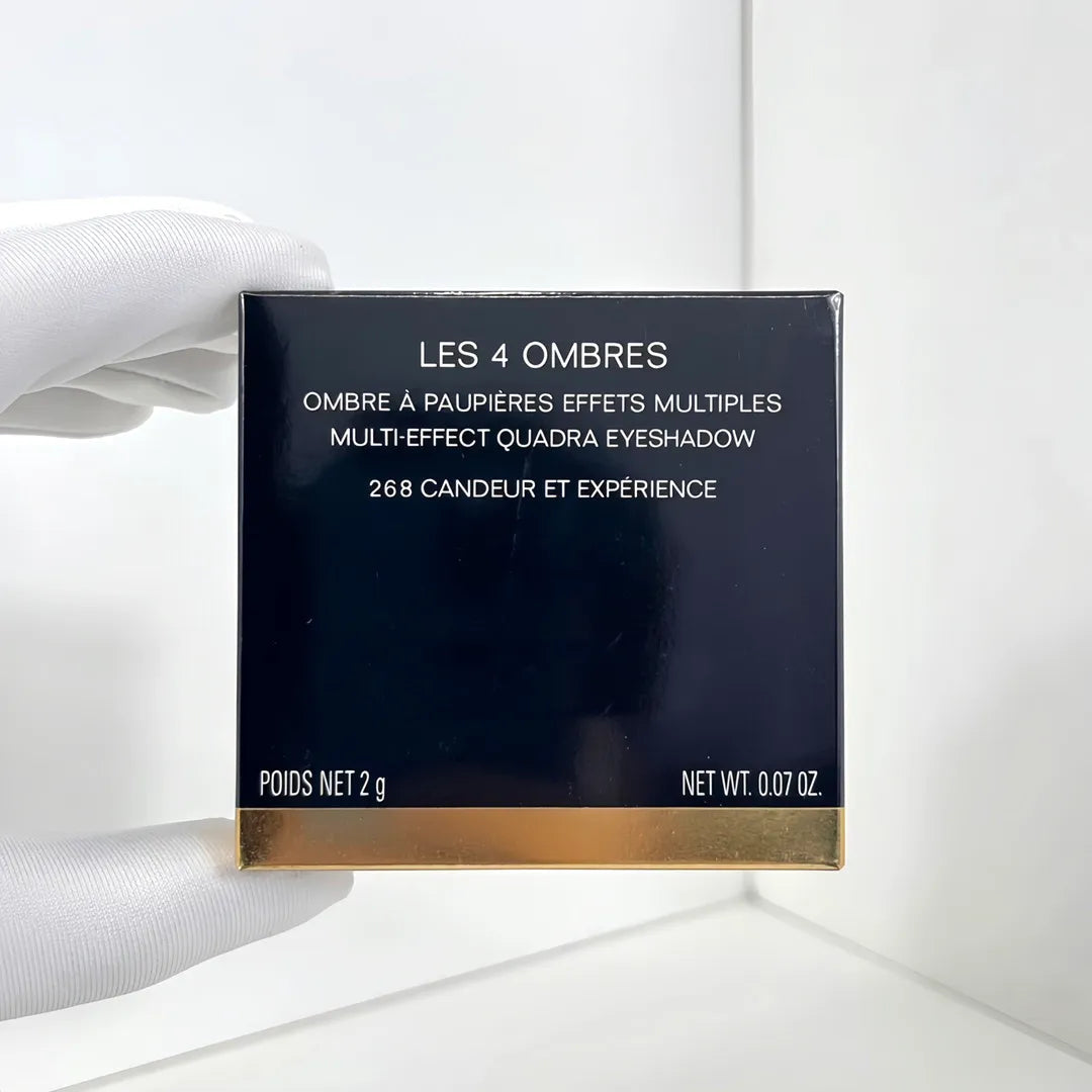 Dual-ended eyeshadow brushes included with the palette for application