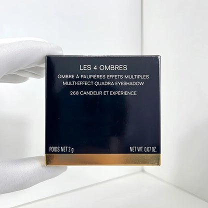 Dual-ended eyeshadow brushes included with the palette for application