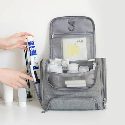 Travel organizer with hanging hook and durable zippers