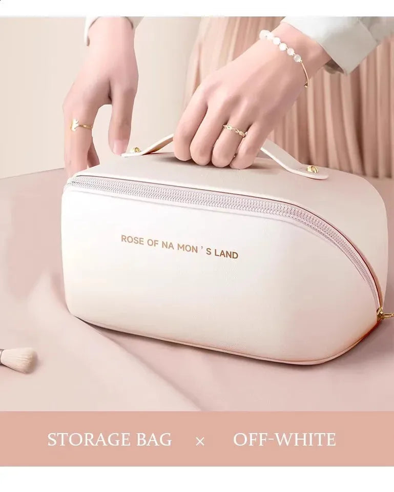 Closed cosmetic organizer with zipper showing exterior design
