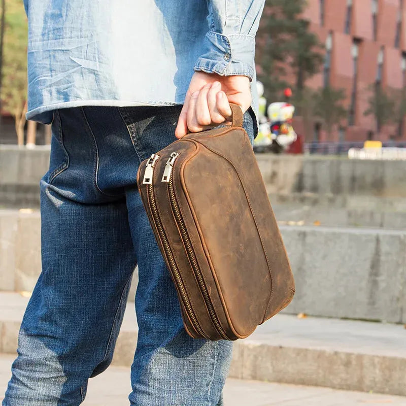 Genuine leather men's toiletry bag in black color with vintage design