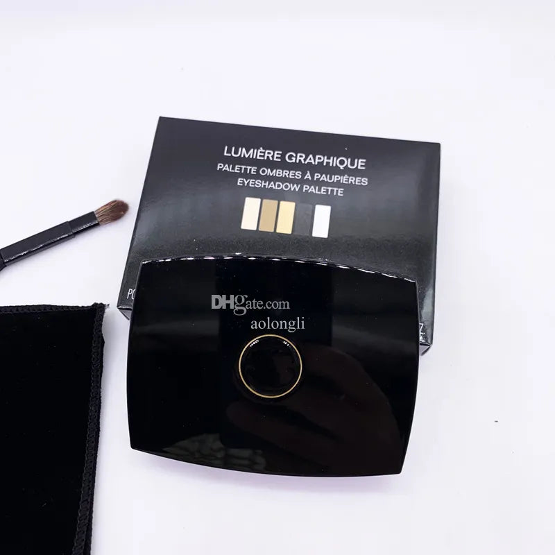 Dual-ended makeup brush included with the eyeshadow palette