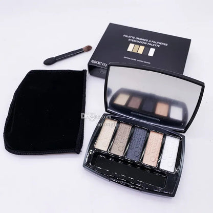 Five shimmer eyeshadow colors in a compact palette
