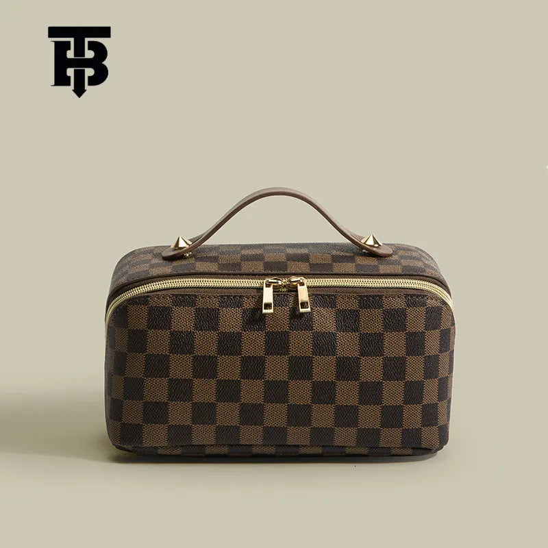 Side profile displaying bag dimensions and PU material texture