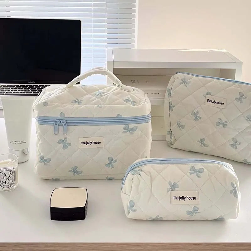 Side view displaying cotton material texture and bag structure