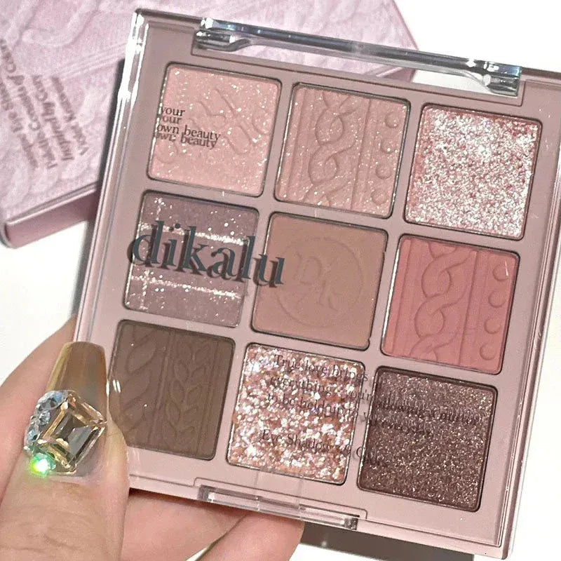 Knitted pattern eyeshadow palette showing glitter and matte finishes
