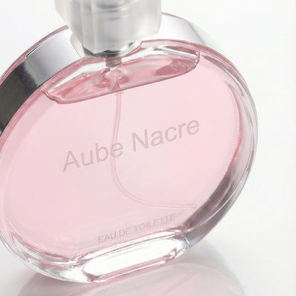 Vaporisateur Encounter eau de toilette en action