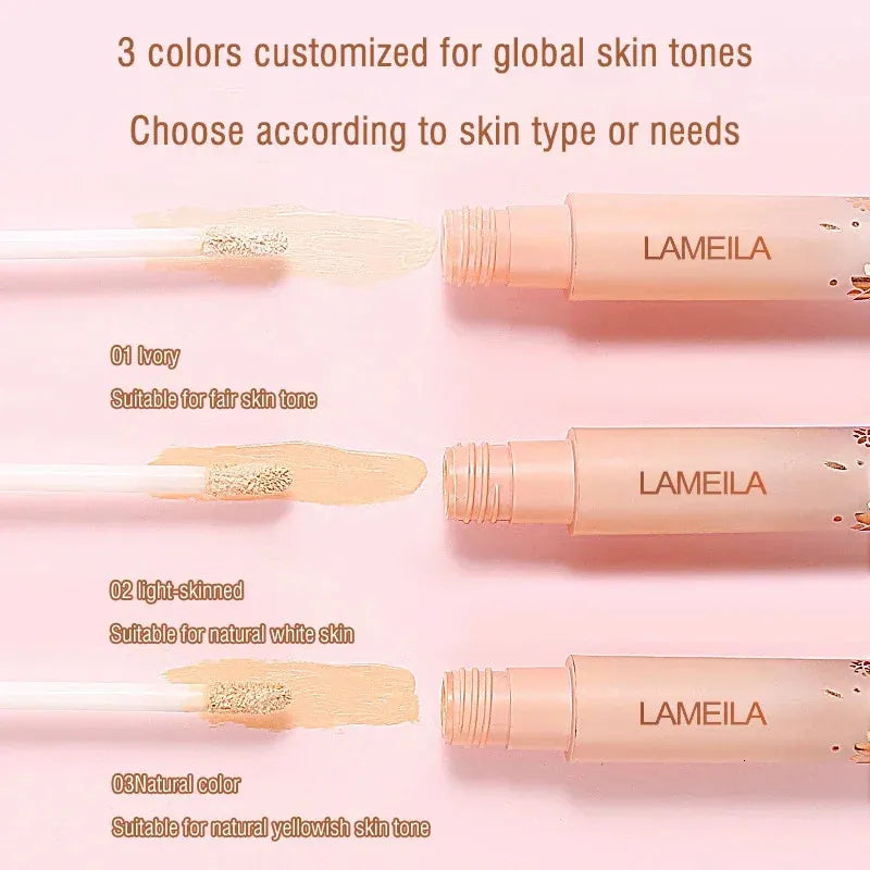 Liquid concealer product in packaging with applicator