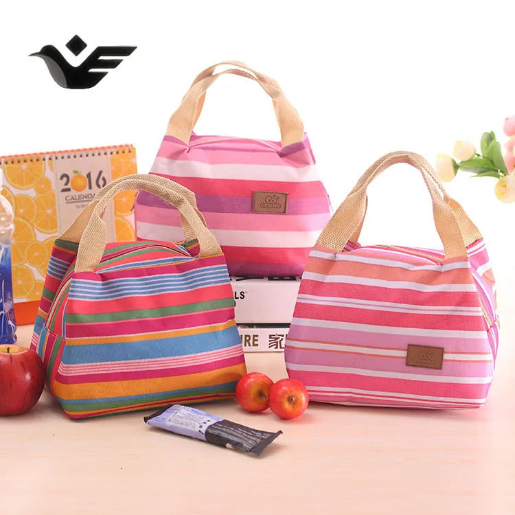 Canvas lunch bag interior showing insulated lining and zipper closure