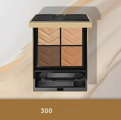 Matte eyeshadow palette with four gradient colors in a compact clutch