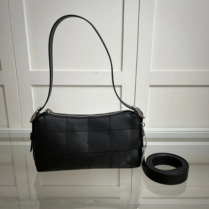 Side view displaying bag dimensions and closure details