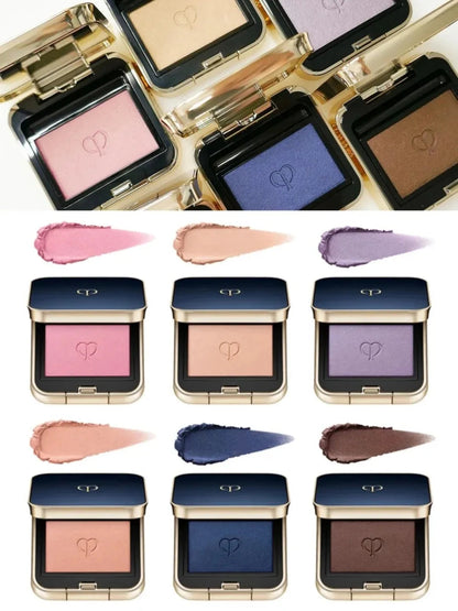 Six-color eyeshadow palette showing matte and shimmer finishes